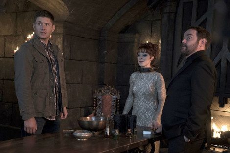 Rowena is out of luck now that Dean and Crowley have a witchcatcher (Source: Katie Yu/The CW)