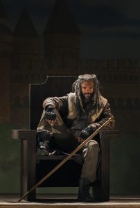 Khary Payton as Ezekiel - The Walking Dead _ Season 7, Episode 3 - Photo Credit: Gene Page/AMC