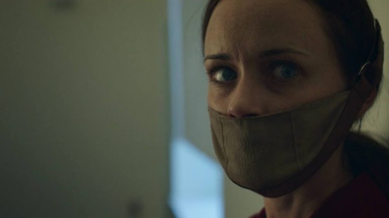 handmaid's tale pilot episode recap review