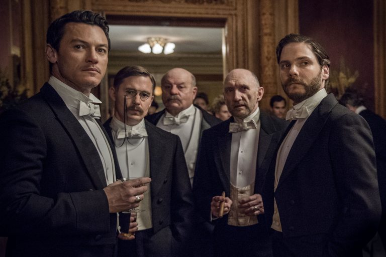 the alienist review